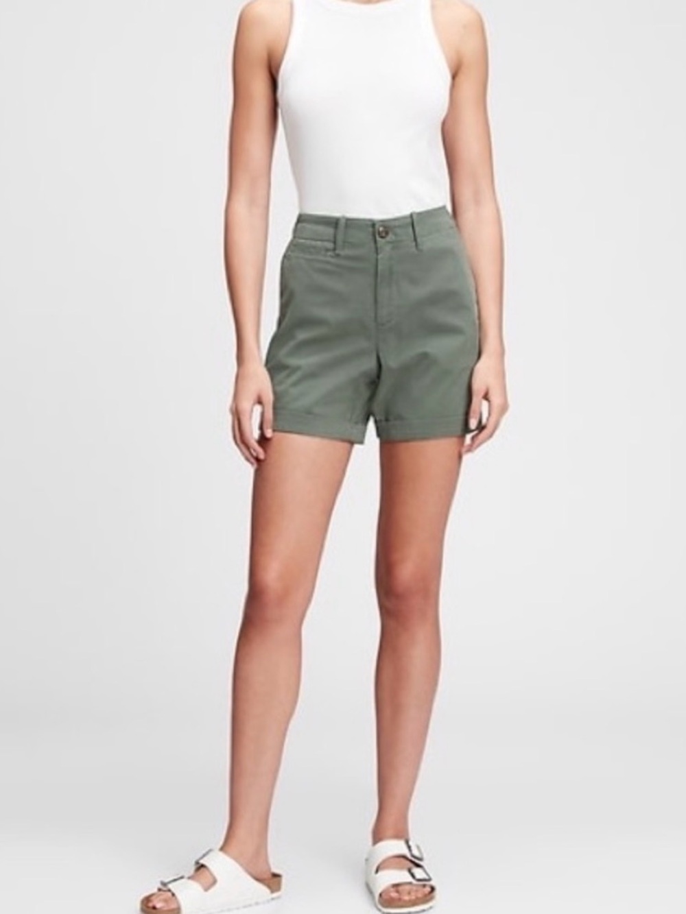 NWT GAP 5" Khaki Short In Olive - Picture 1 of 9
